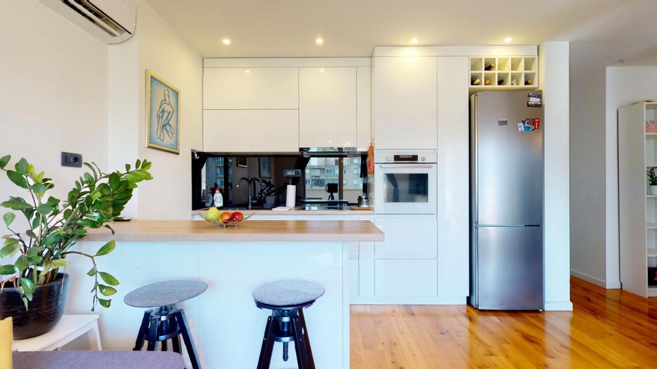 Ambiente Apartment Split